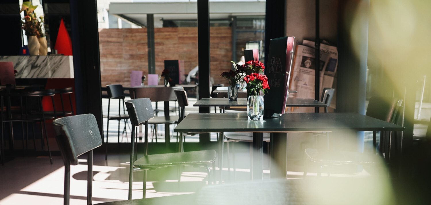 Bar Gian Paolo e Marco with natural light and modern setting