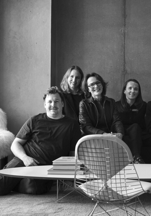Balck and white picture of EmiLu Team